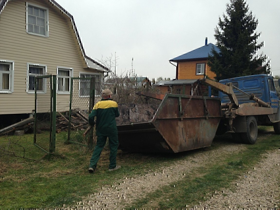 Вывоз мусора и отходов с дачи и участка СНТ в Архангельске в октябре