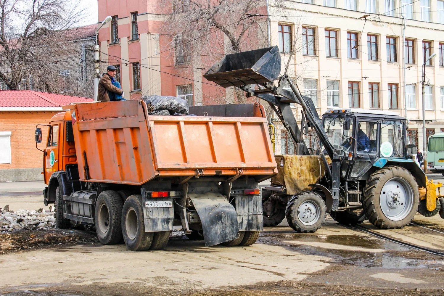 Вывоз мусора Камазом в Архангельске – аренда и заказ Камаза 10 тонн от 2416 руб. в ПроМусор
