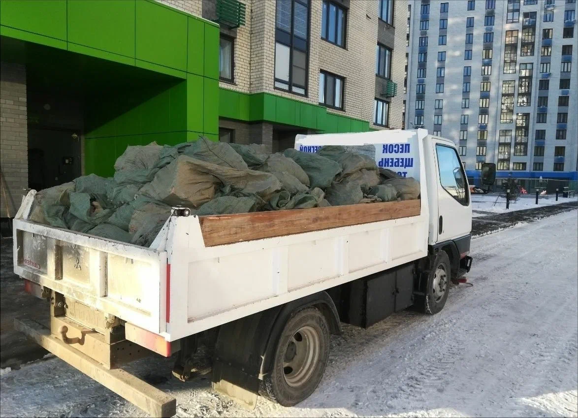 Вывоз мусора грузовым фургоном 3 тонны в Архангельске — цена от 1388 руб., ПроМусор