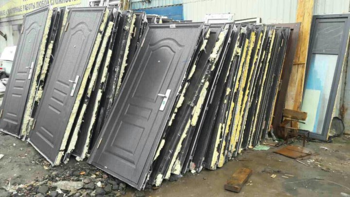 Вывоз металлических дверей с утилизацией в Архангельске в октябре